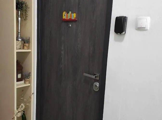 Malona One Bedroom *