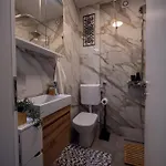 Malona One Bedroom *